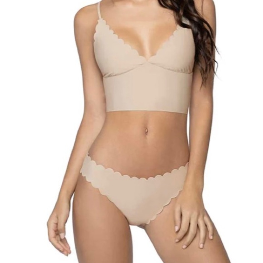 NWT Pilyq Oyster Seamless Scalloped‎ Thong